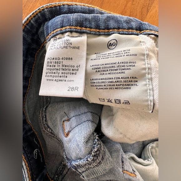 AG jeans - the Harper.  Pre-owned condition. Size 28. - Picture 6 of 9